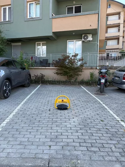 Ostroška 29 | 4zida.rs
