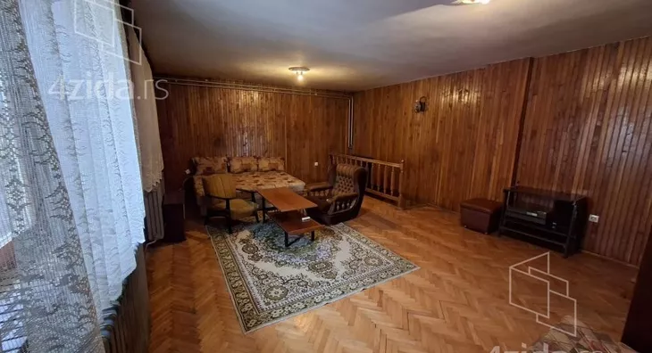 3-etažna kuća | 4zida