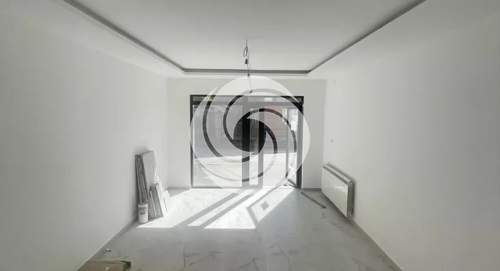 Lokal | 4zida