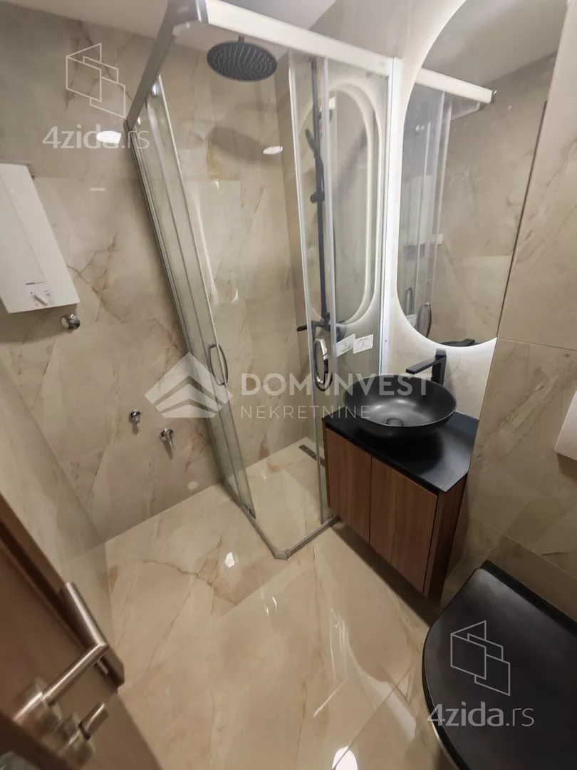 Petosoban stan | 4zida