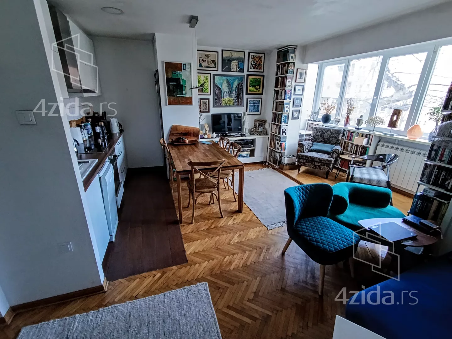 Dvoiposoban stan | 4zida