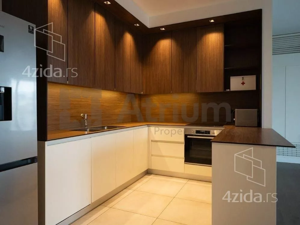 Petosoban stan | 4zida