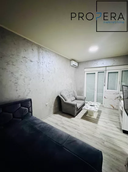 Obrenovićeva | 4zida.rs