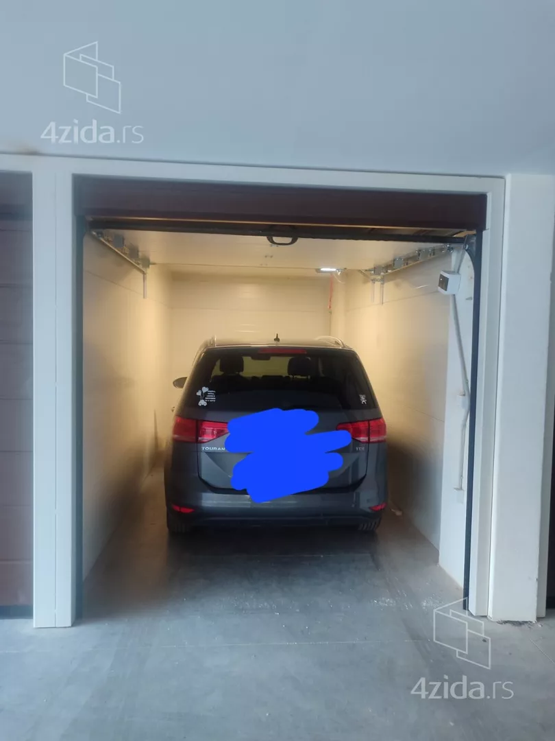 Garaža | 4zida