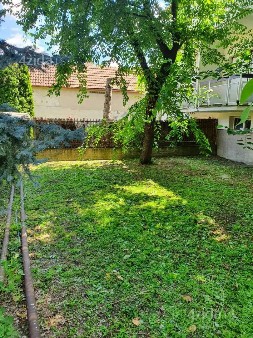 4-etažna kuća | 4zida