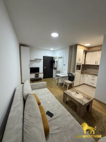 DOŽA ĐERĐA | 4zida.rs