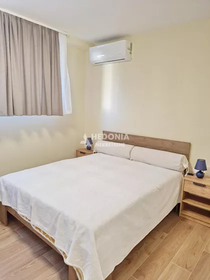 Petra Lekovića | 4zida.rs