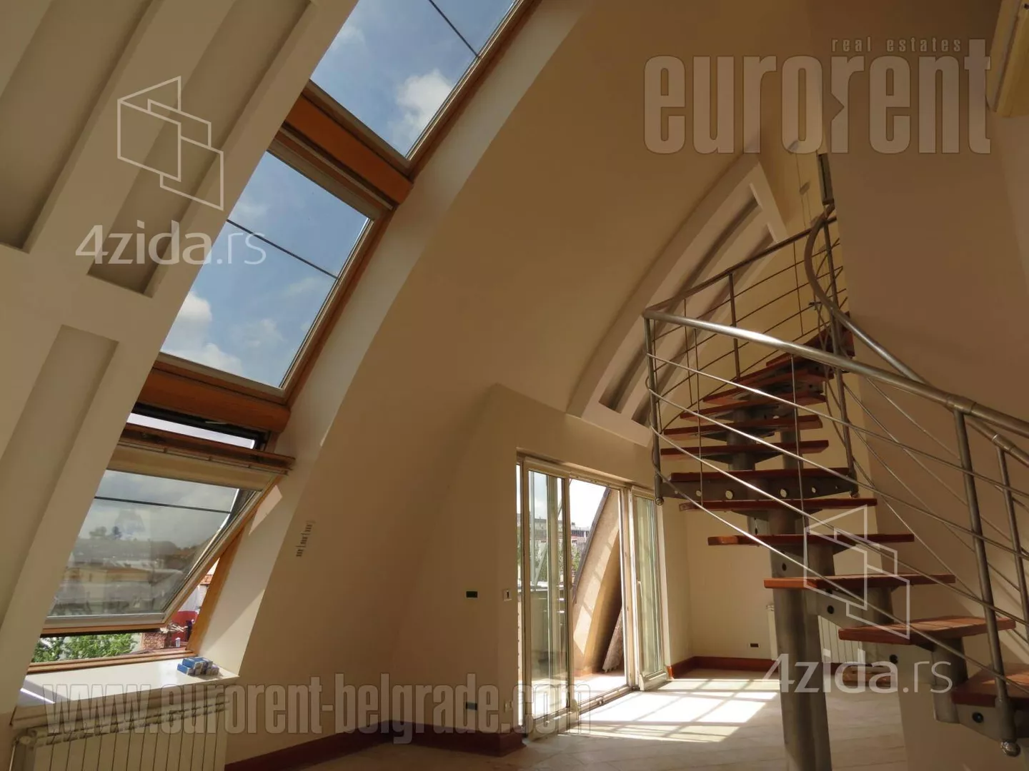 Petosoban stan | 4zida