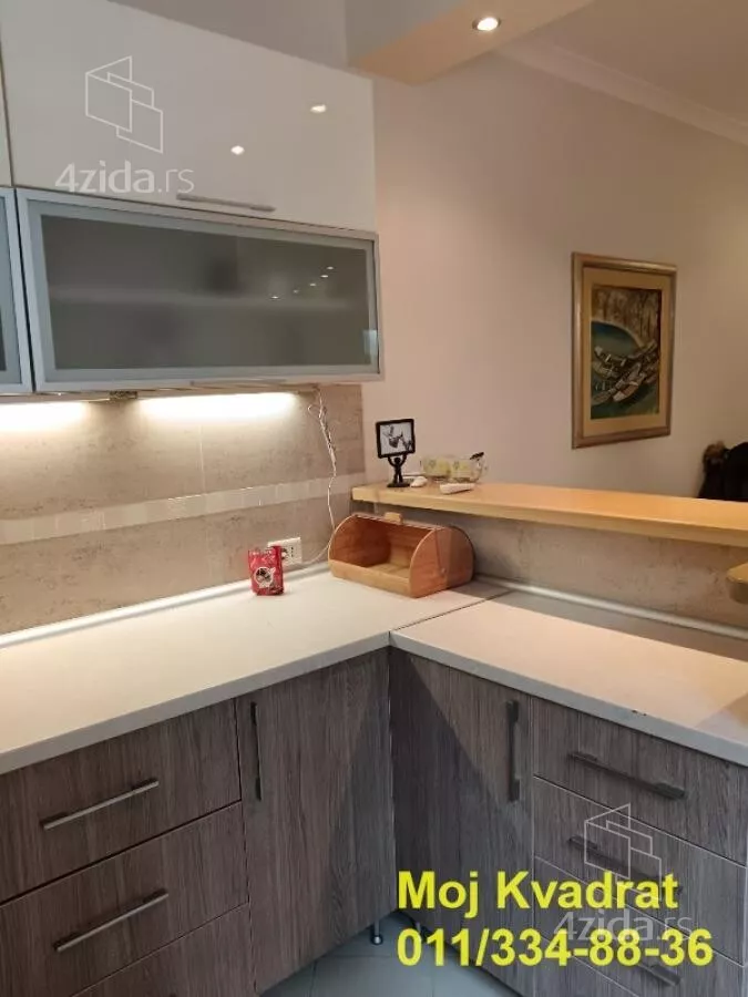 Dvoiposoban stan | 4zida