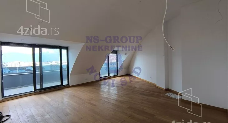 Petosoban stan | 4zida