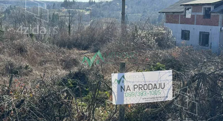 Plac | 4zida
