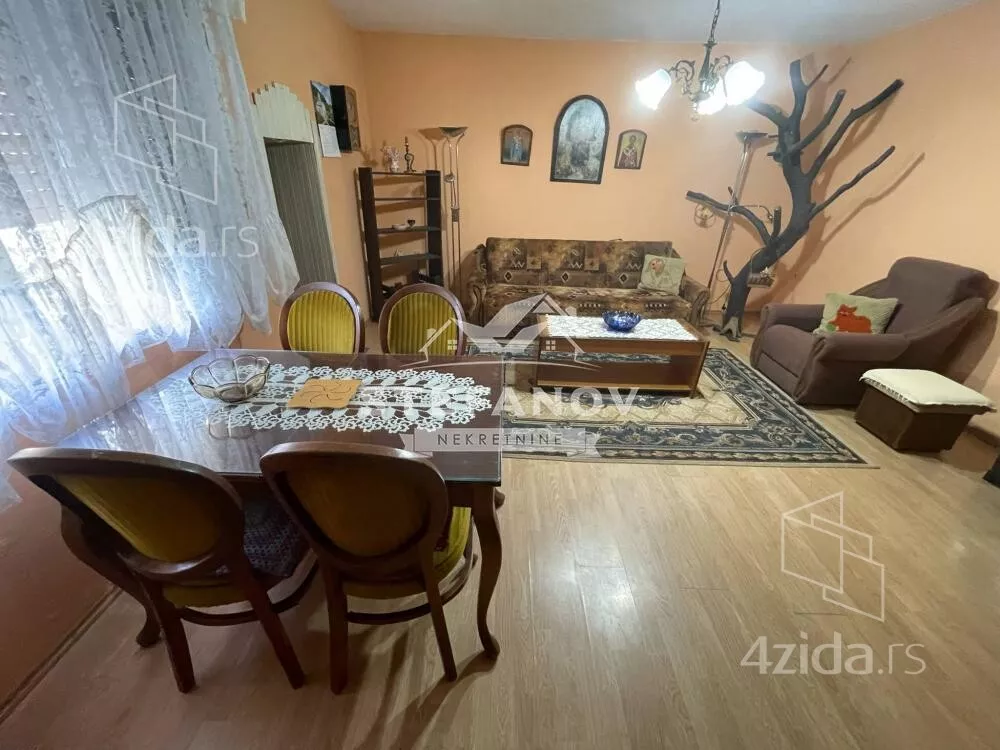 Kuća | 4zida