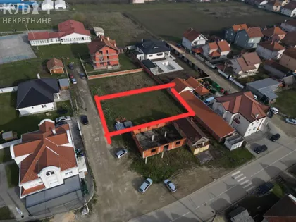 Male Pčelice | 4zida.rs