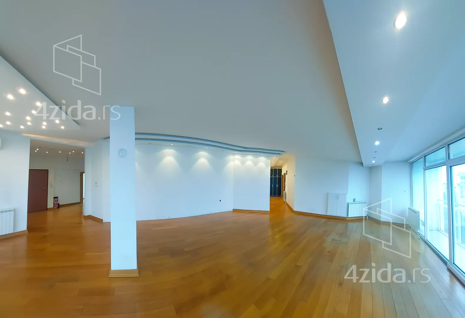 Petosoban stan | 4zida