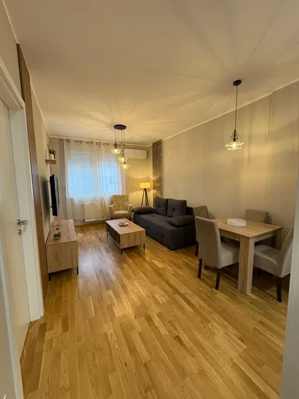 Gorana Jojića | 4zida.rs