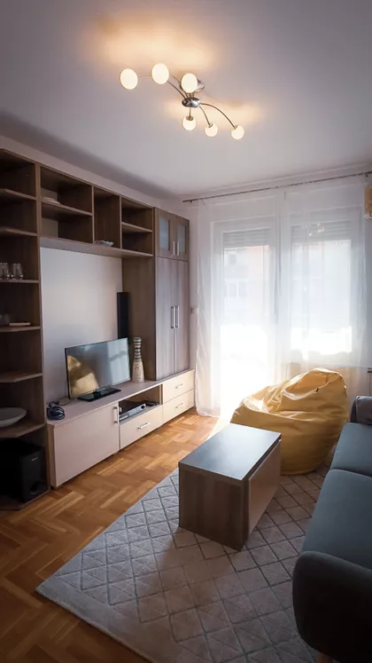 Janka Čmelika | 4zida.rs