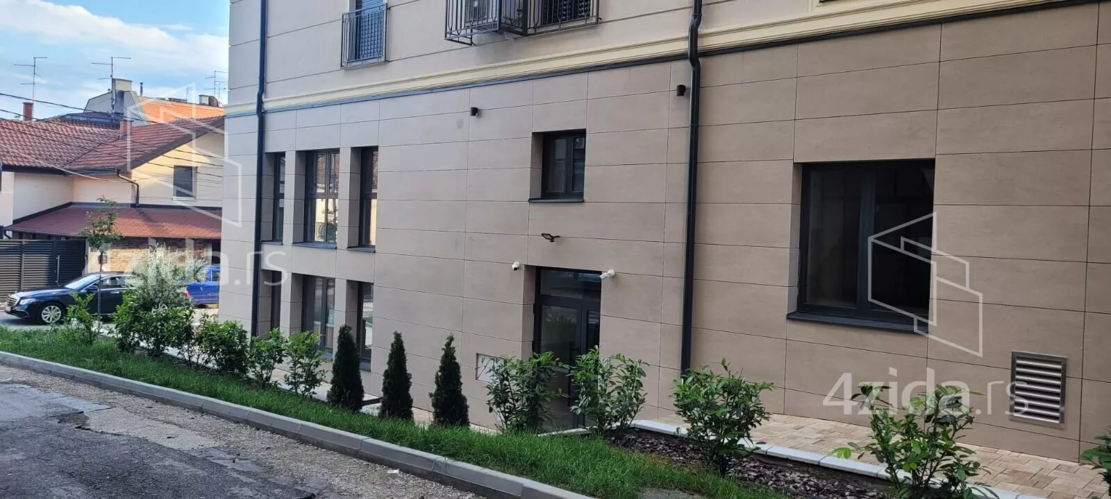 Poslovni prostor | 4zida