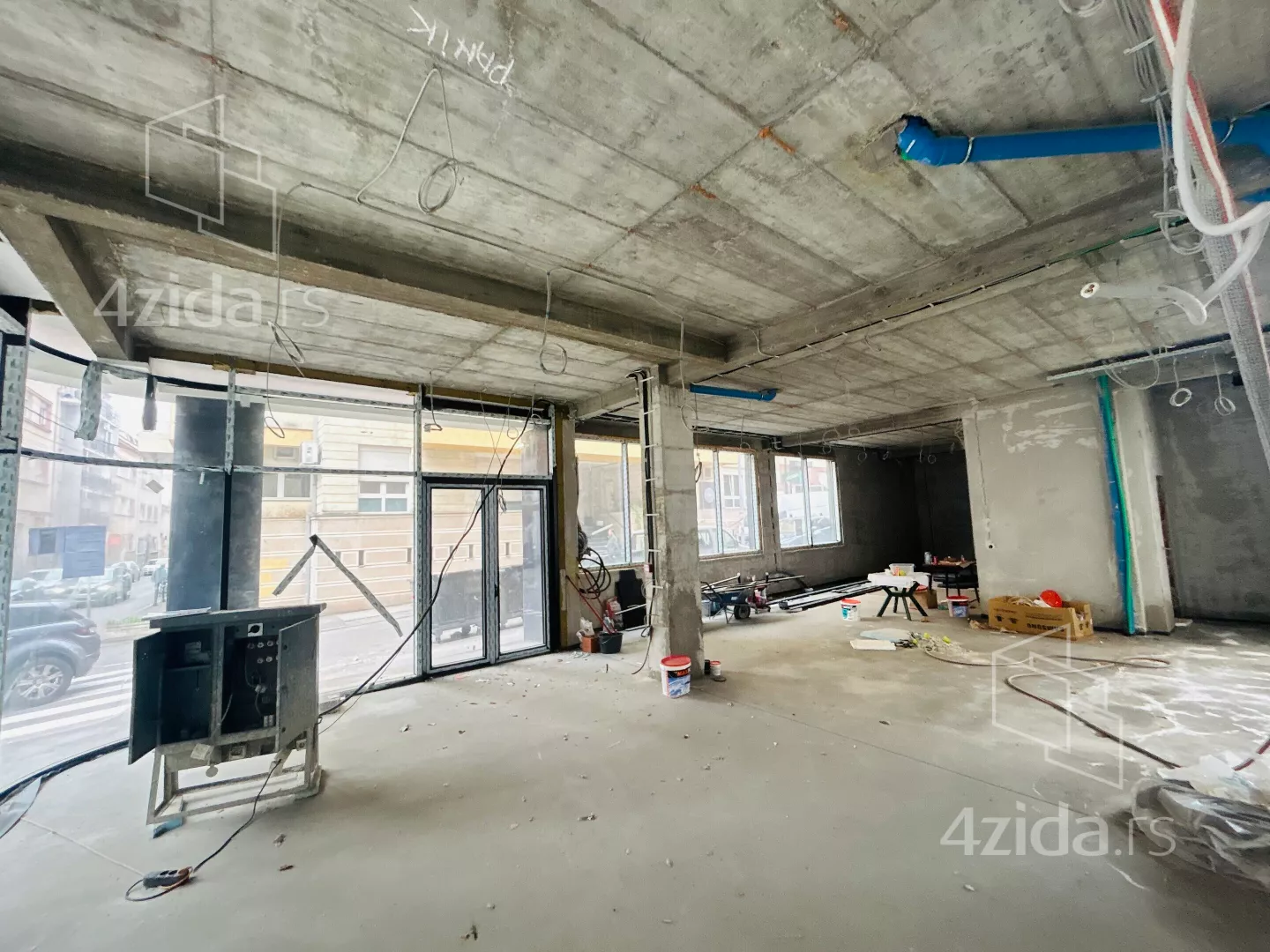 Poslovni prostor | 4zida