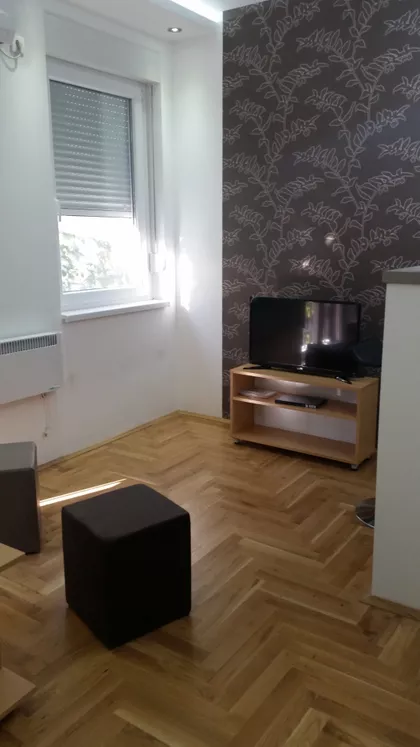 Partizanski Blok | 4zida.rs