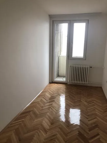 Gradska Bolnica | 4zida.rs