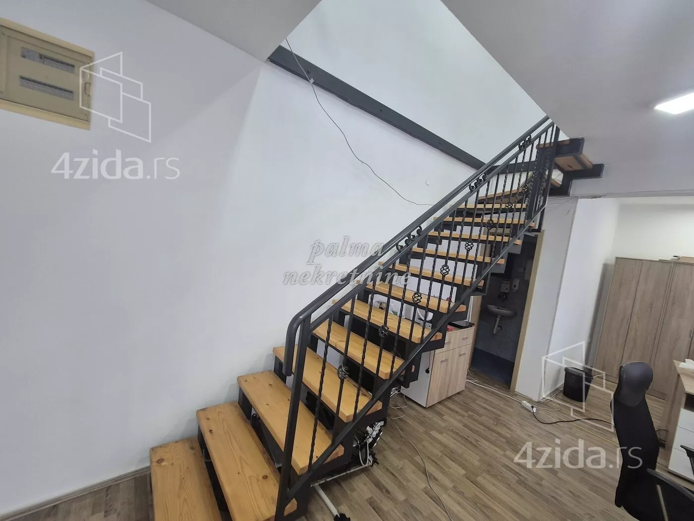 Lokal | 4zida