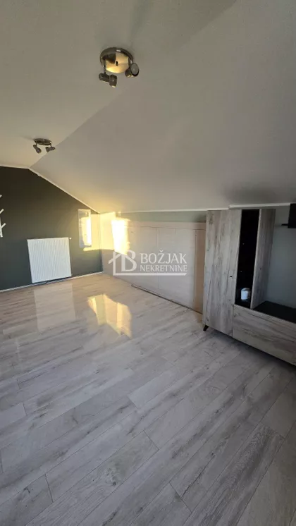 Brigadira Ristića | 4zida.rs