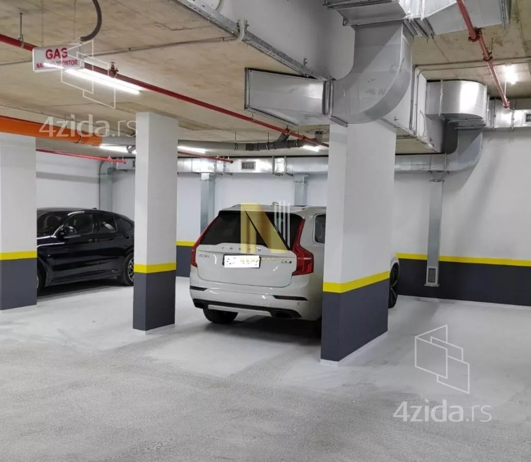 Garaža/Parking | 4zida