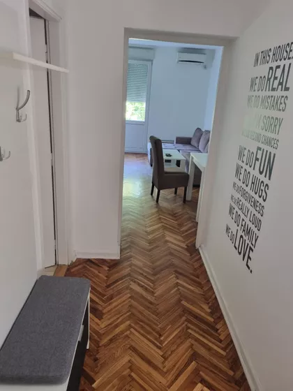 Strahinjića Bana 82 | 4zida.rs