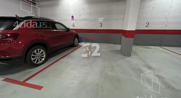 Garaža/Parking | 4zida