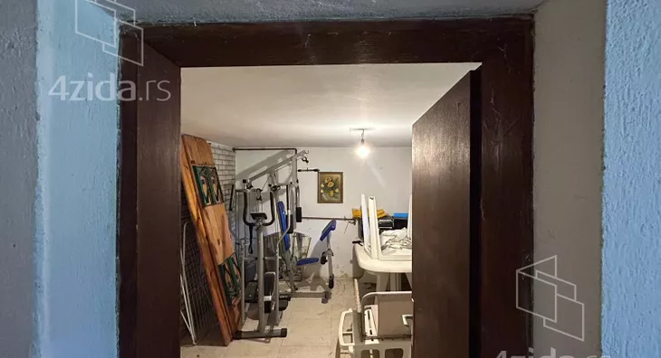 3-etažna kuća | 4zida