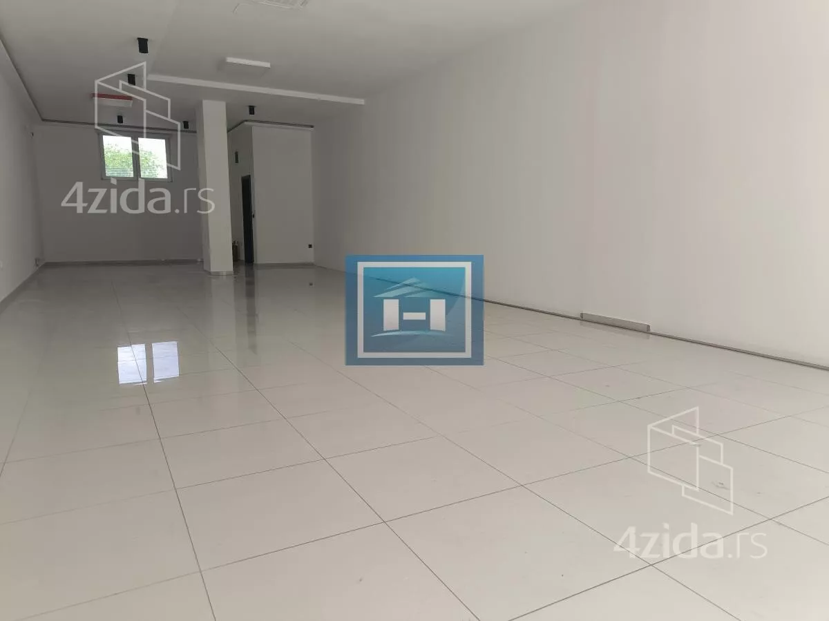 Lokal | 4zida