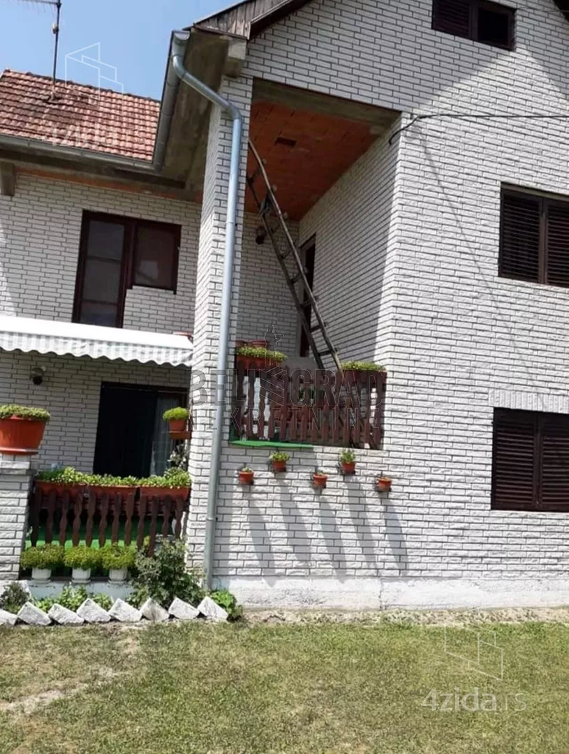 Kuća | 4zida