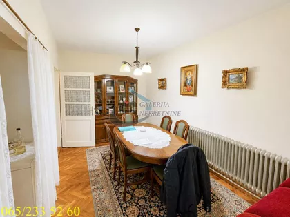 22. oktobra | 4zida.rs