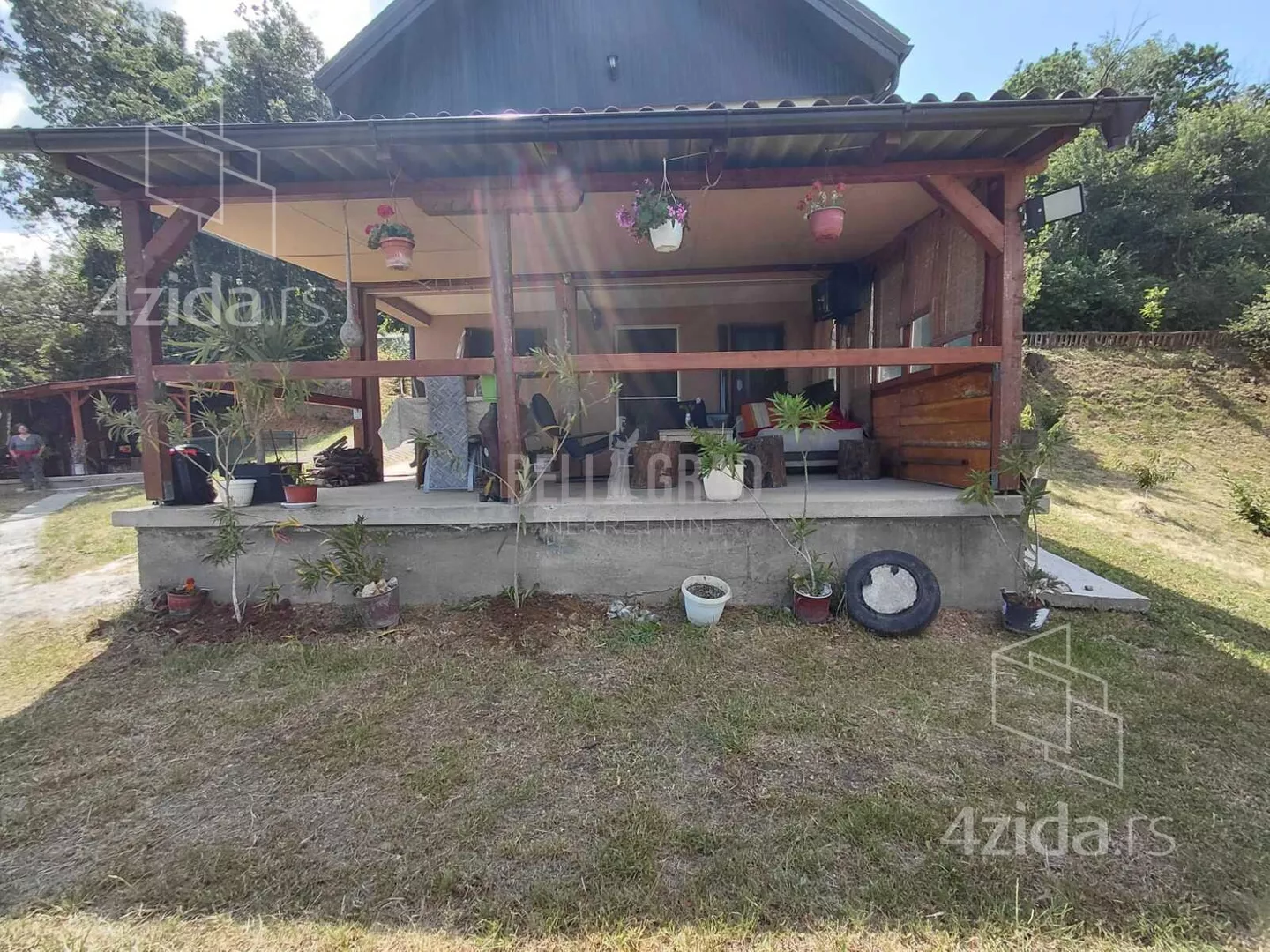 Kuća | 4zida
