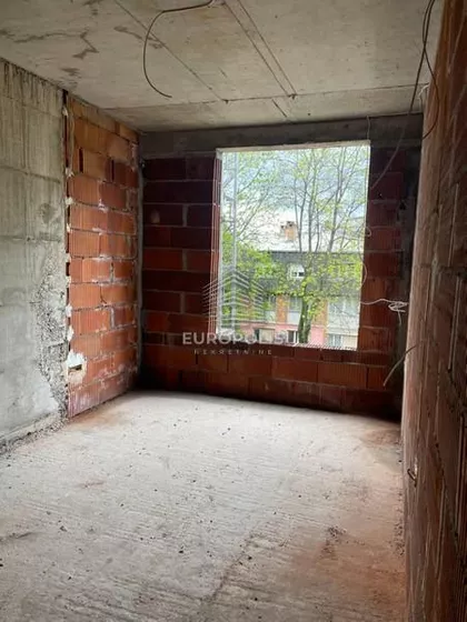 Hoze Martia | 4zida.rs