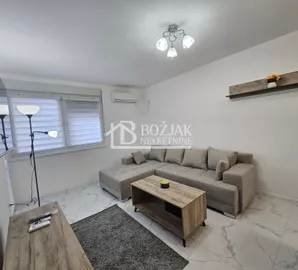 Centar, Gradske lokacije, Zrenjanin, 2.0 stan | 4zida.rs