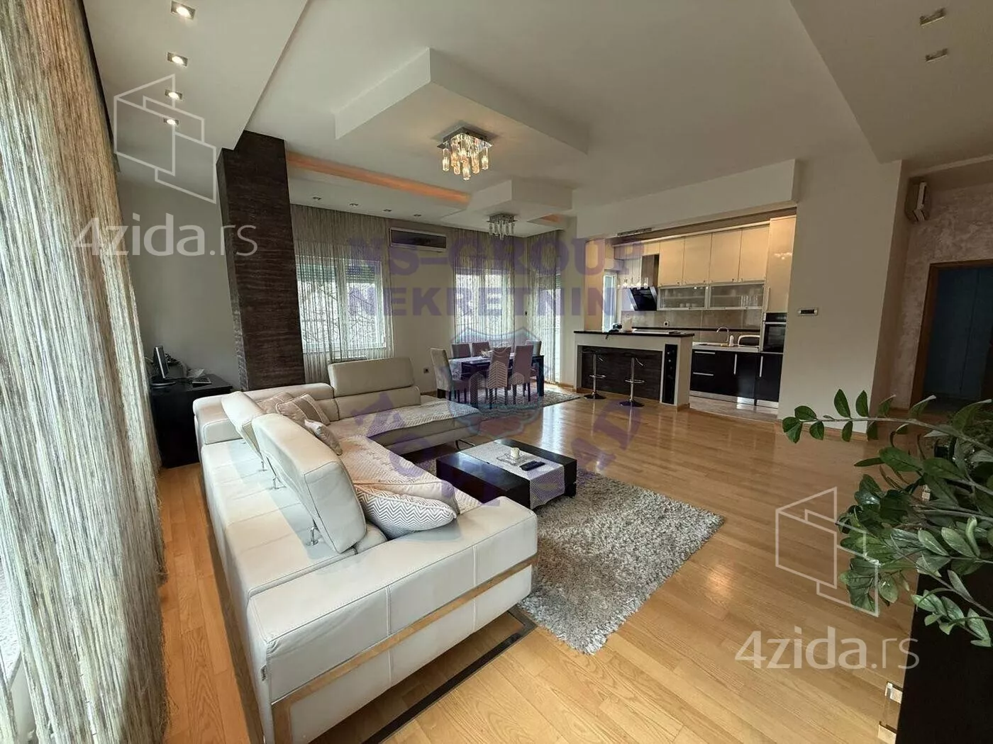 Četvorosoban stan | 4zida