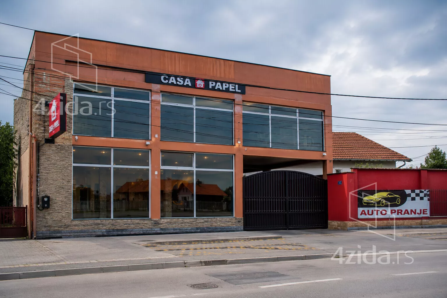 Lokal | 4zida