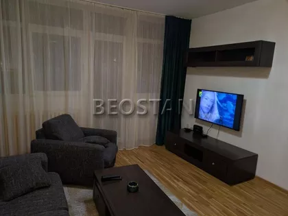 16. Oktobra | 4zida.rs