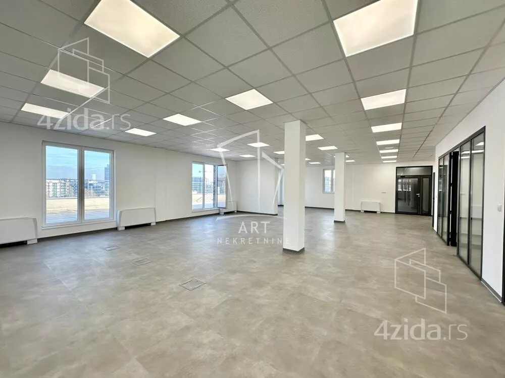 Poslovni prostor | 4zida