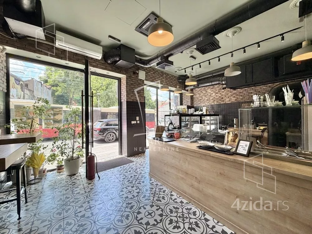 Lokal | 4zida