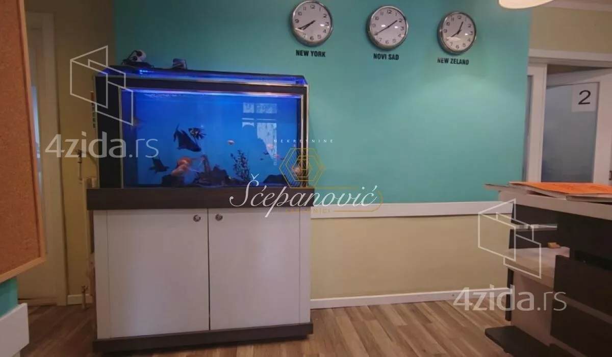 Sedmosoban stan | 4zida