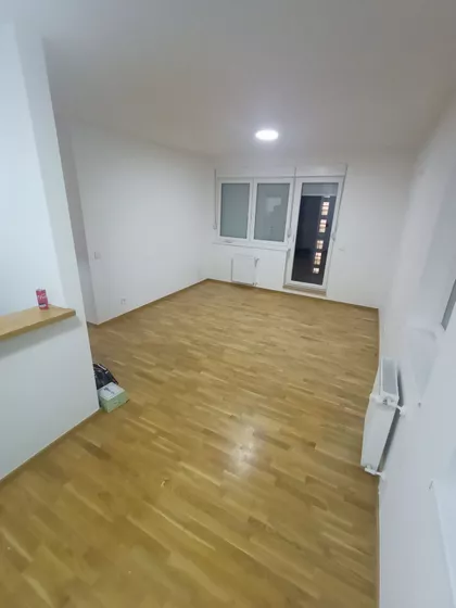 Lenke Dunđerski | 4zida.rs
