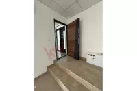 Lokal | 4zida