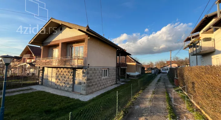 2-etažna kuća | 4zida