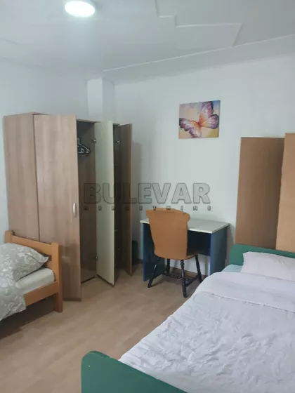 Zmaj Jovina | 4zida.rs