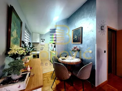 Učiteljsko Naselje | 4zida.rs