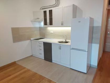 Tadije Sondermajera | 4zida.rs