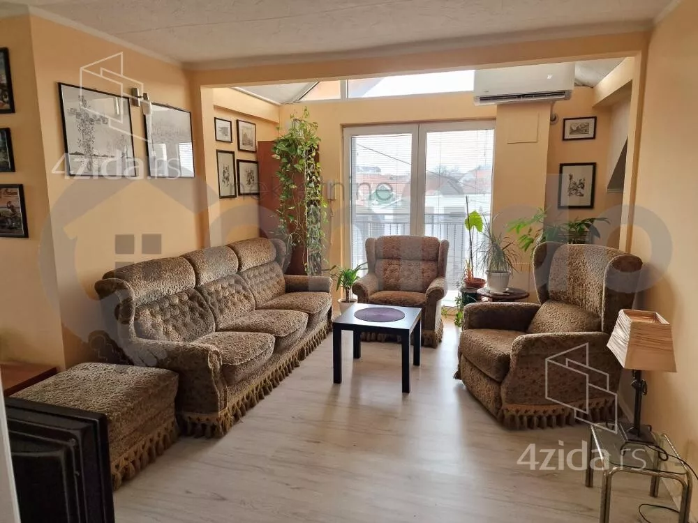 3-etažna kuća | 4zida