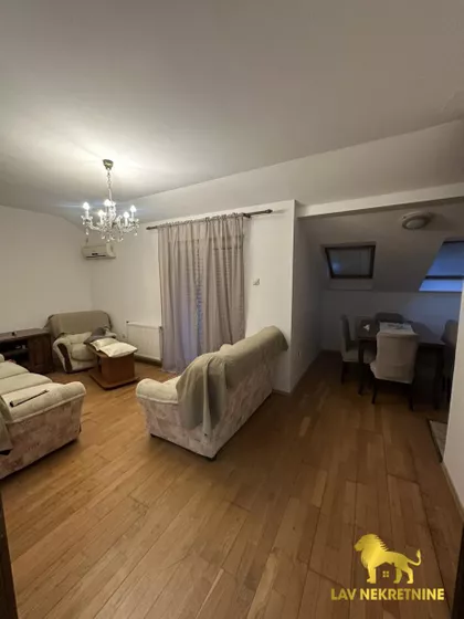 VALENTINA VODNIKA | 4zida.rs